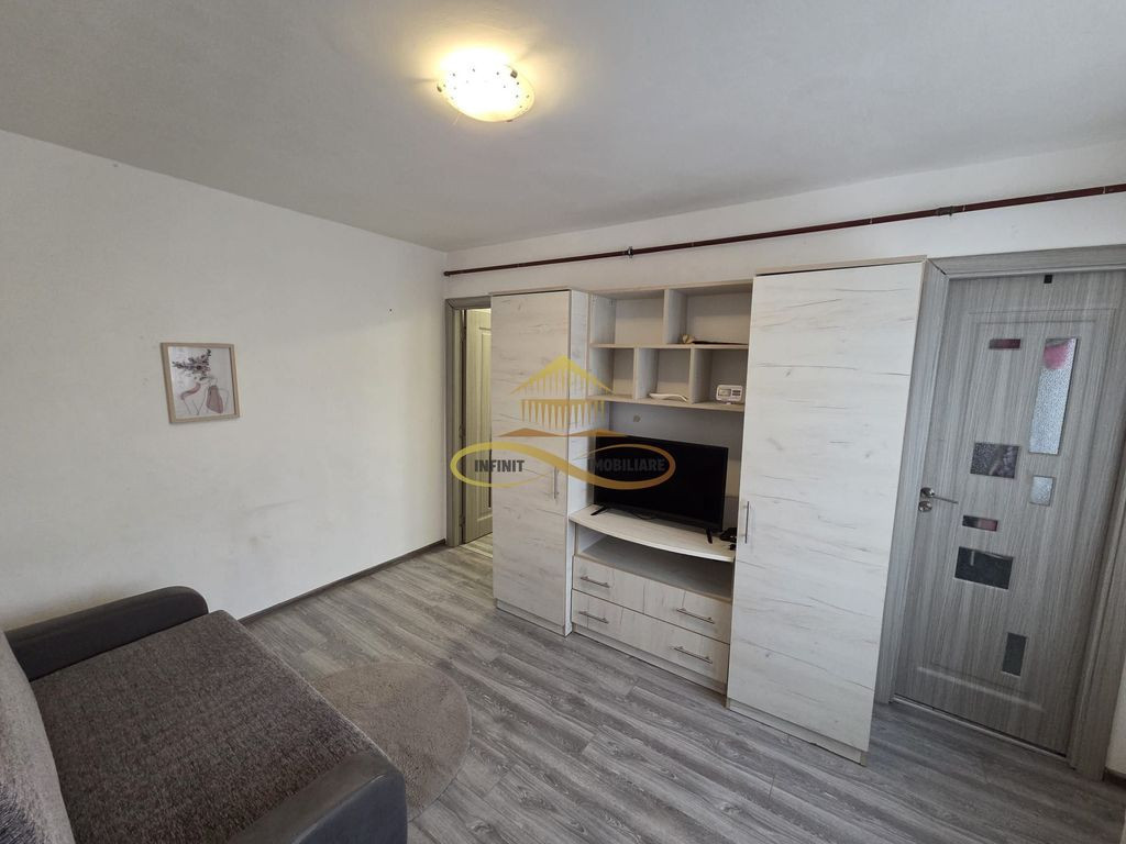 Apartament 2 camere de inchiriat Piata Sud