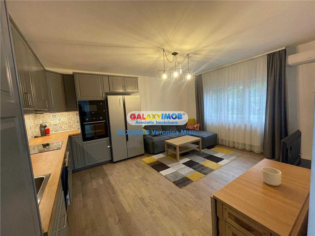 Apartament 3 camere de inchiriat / Tei