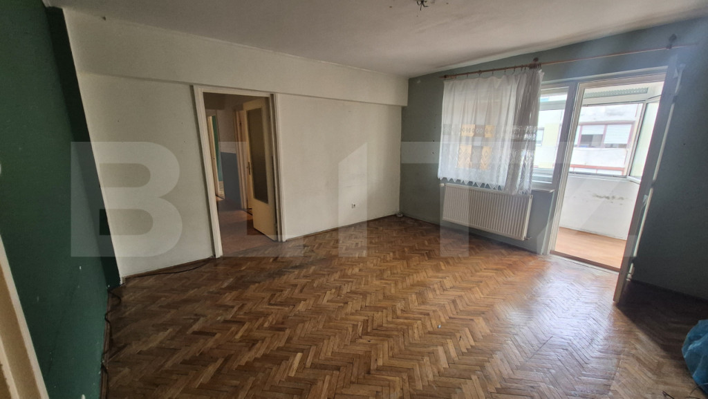 Apartament 3 camere, 80 mp, zona Micro 16