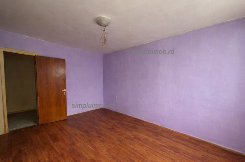 Garsoniera Mentrou 1 Decenbrie, parter inalt