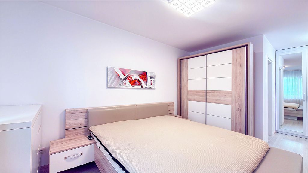 Sector 3 Titan Pallady 3 camere etaj 3 decomandat bucatar...