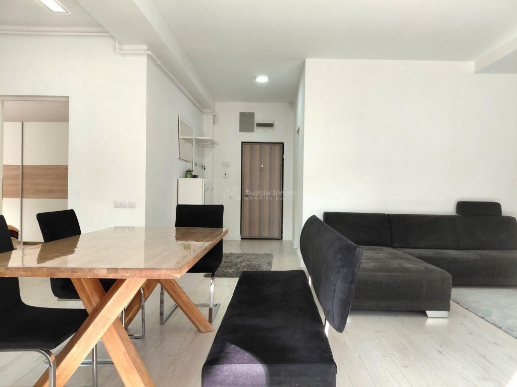 Apartament 3 camere bloc nou dotat cu lift si parcare asigur
