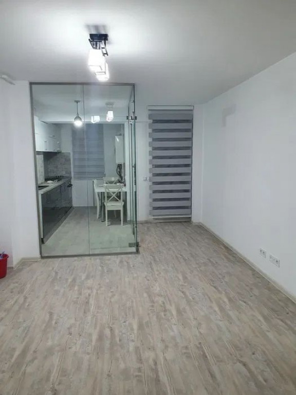 Apartament 2 camere la metrou Eroii Revolutiei