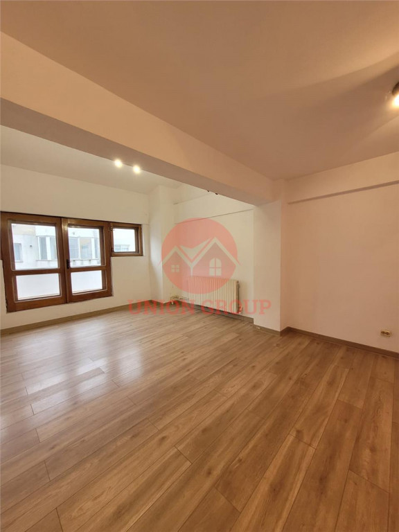 Spatii Comerciale de inchiriat - Intersectie Delfinariu