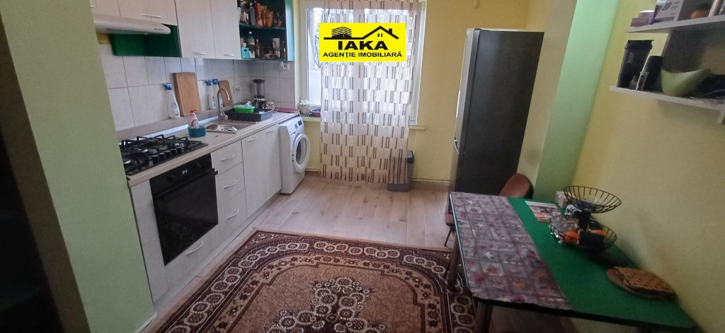 P.Dulfu, 3 camere, parter, beci si garaj