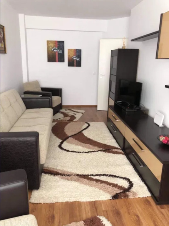 Apartament 2 camere, decomandat - zona Avantagarden