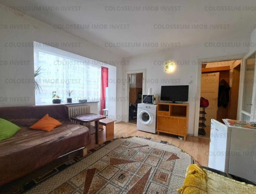 Garsoniera semidecomandata - zona Calea Bucuresti