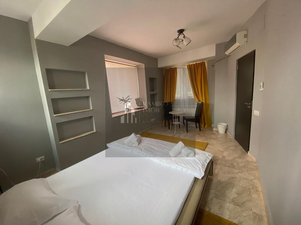 Apartament 5camere 220mp +terasa 210mp Unirii -Pasaj Mara...