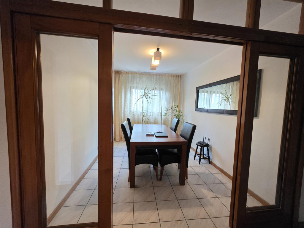 4 camere - centrala termica - parcare - Crangasi