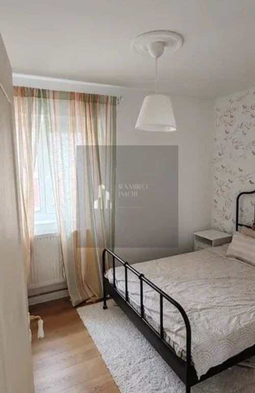 Apartament 2 camere, zona 1 decembrie 1918