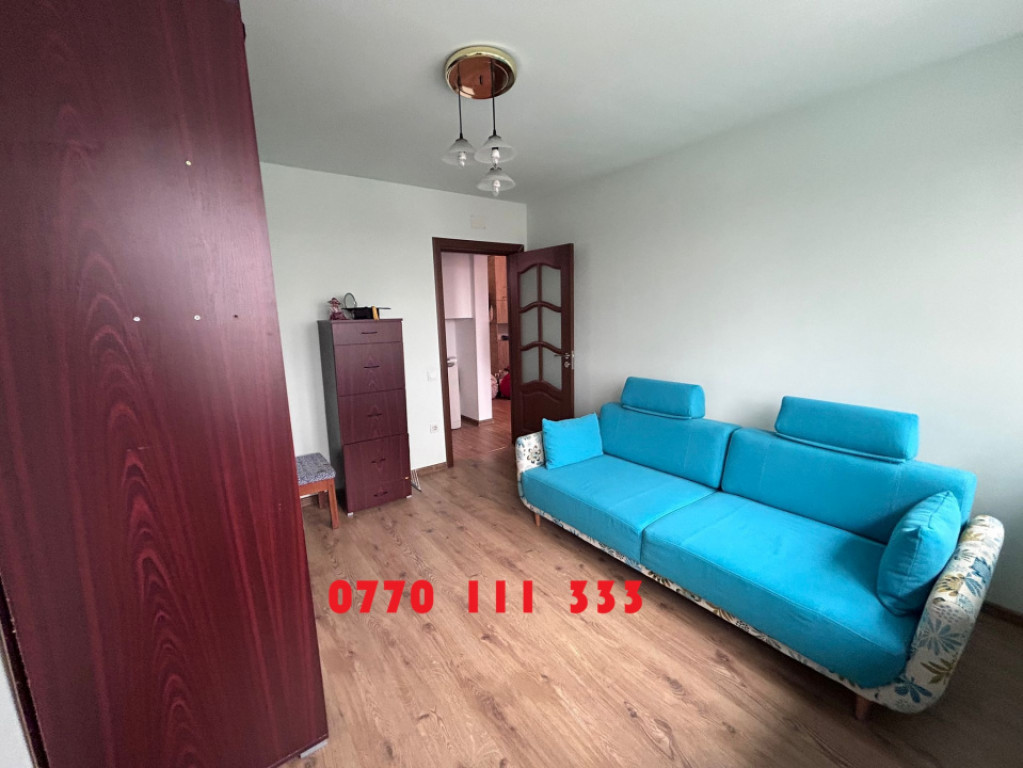 - Apartament 2 camere Renovat Total, zona Garii. Suprafata 4