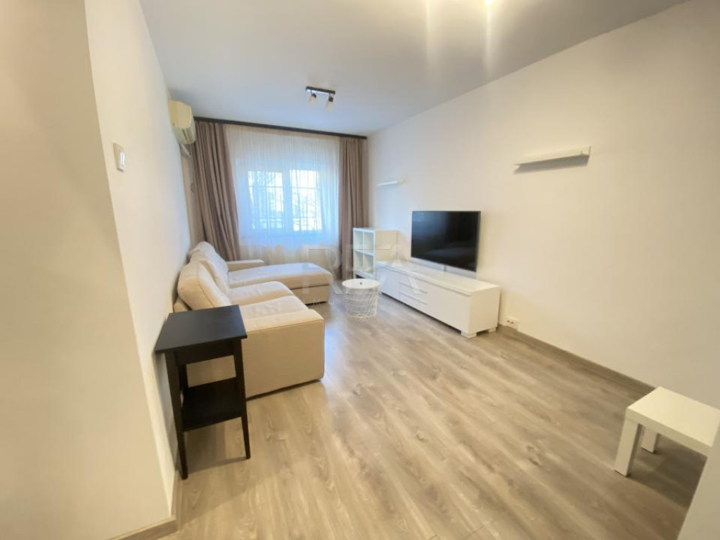 3 camere- Decomandat- Petre Ispirescu