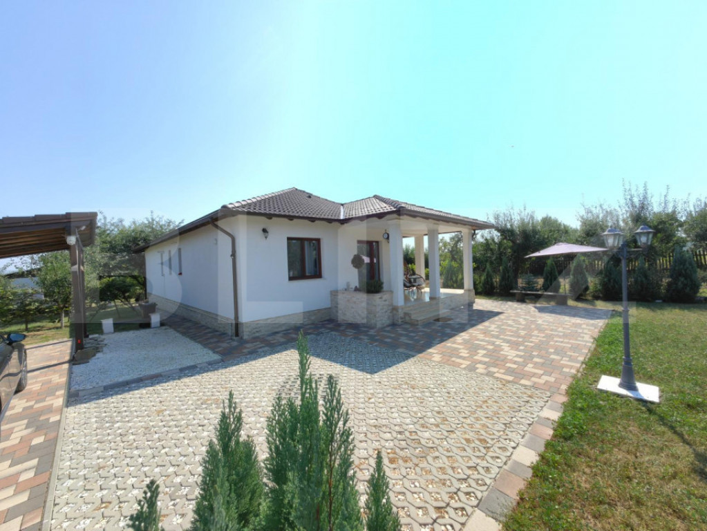 Casă individuală, 4 camere, 135mp, zona Cetate - Micești