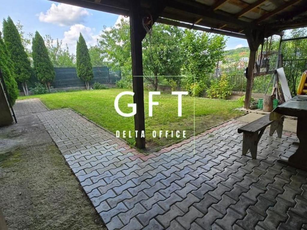 Casă de vanzare D+P+E, Zona Vest - Bistrița