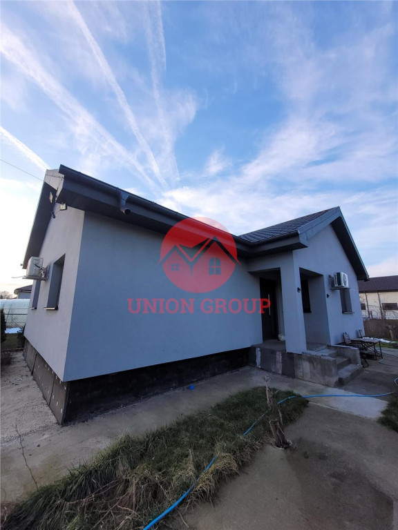 Casa P M Mobilata si Utilata in Poiana - Teren 500 mp si Cur