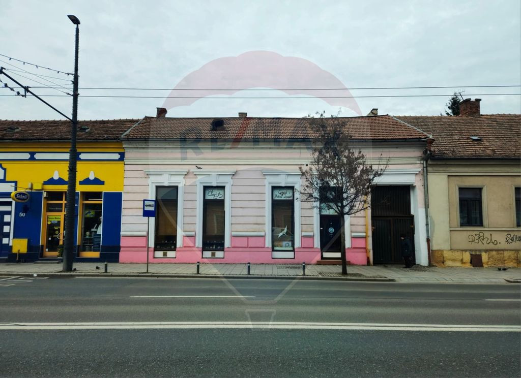 Spatiu comercial de inchiriat - 200 mp - Calea Motilor