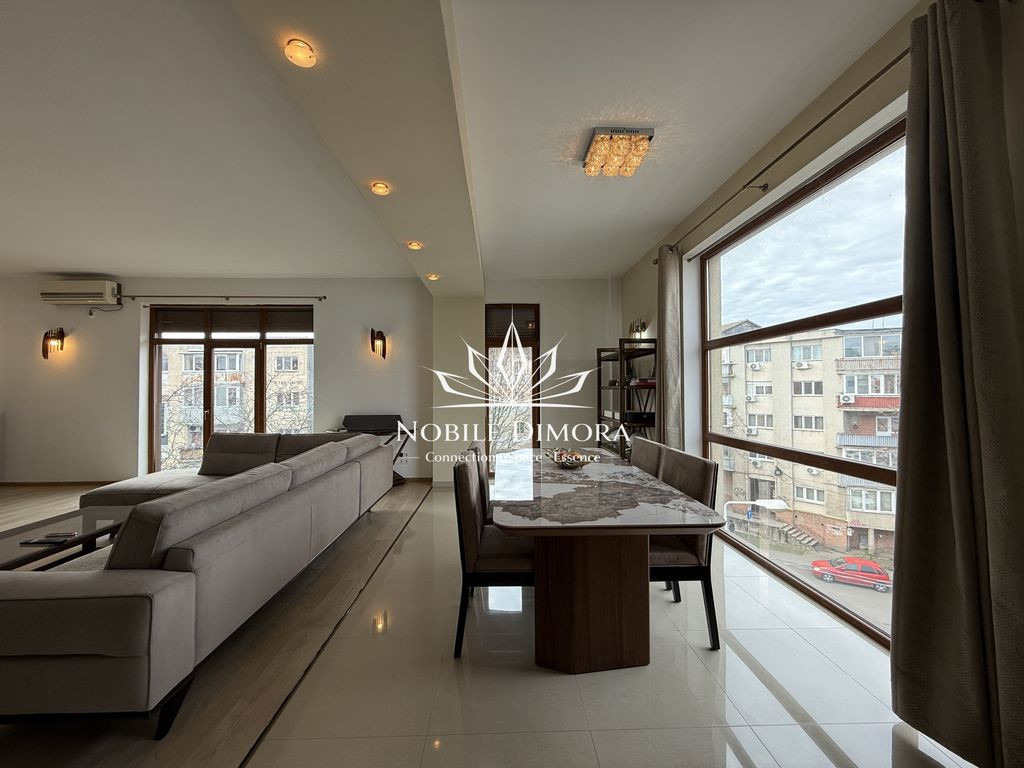 Apartament spatios cu 2 camere de 95 mp in Complexul stud...