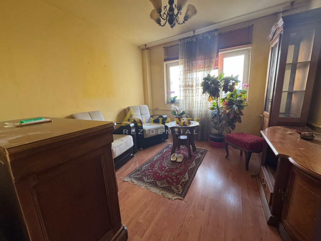 2 camere stradal Bld Tineretului – etaj 7/10 – bloc i...