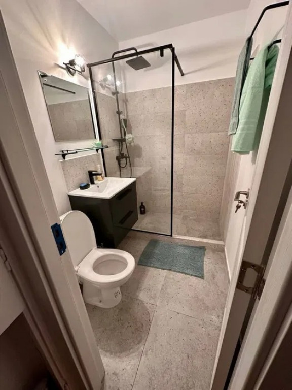 INCHIRIERE - Apartament 2 camere langa METROU Raul Doamnei