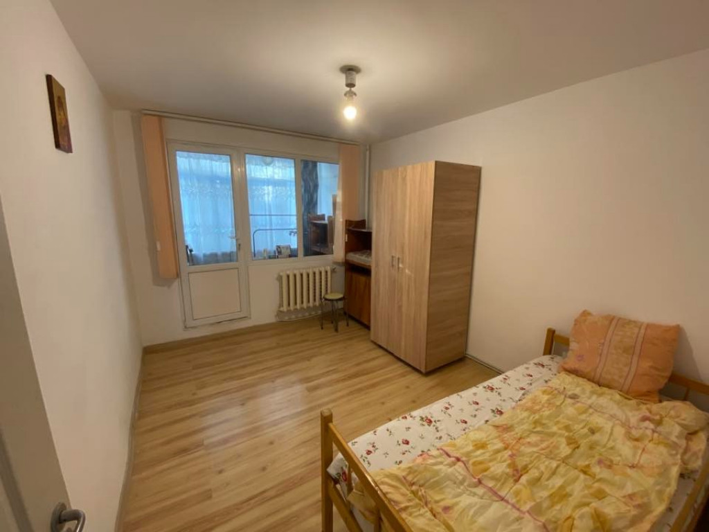 Apartament 3 camere D, in Gradinari