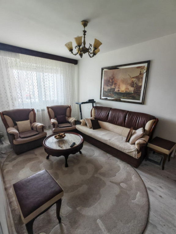 Apartament 3 camere, situat in zona Groapa - Inel II