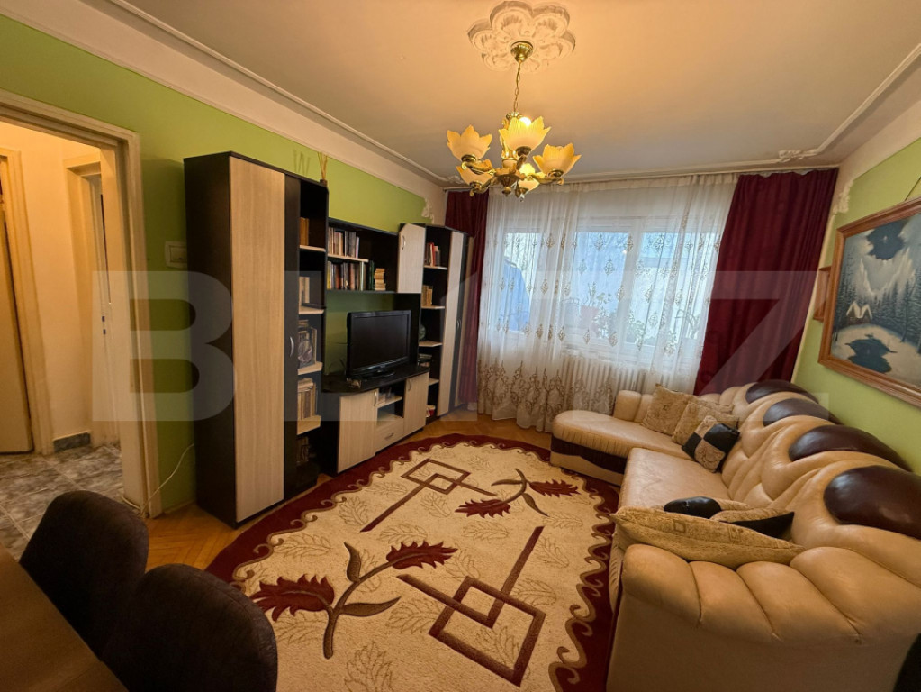 Apartament 3 camere, 54 mp, zona Tatarasi