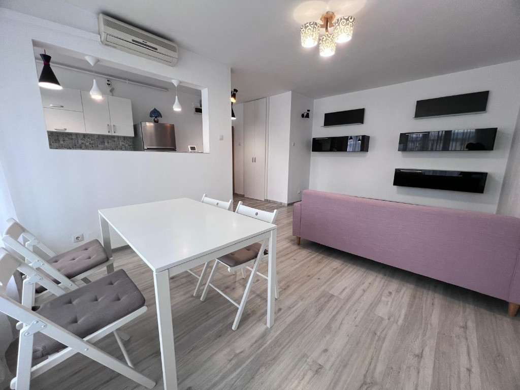 Apartament 3 camere,zona Gojdu