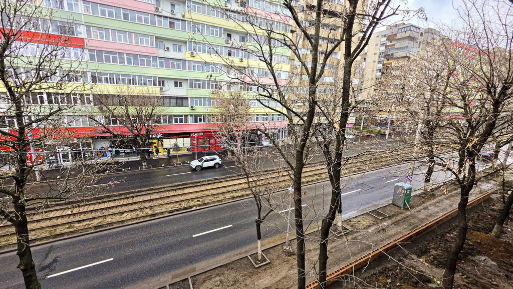 Apartament 4 camere vânzare Șos. Alexandriei 13, Sector...