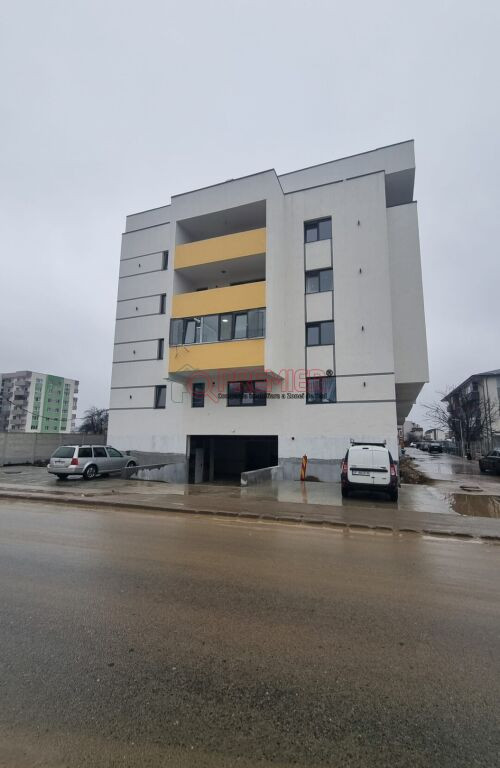 Popesti Leordeni - Garsoniera cu Boxa si Curte