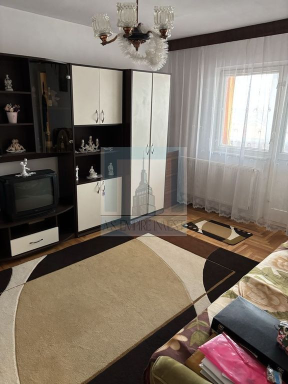 Apartament 3 camere decomandat, 2 bai - zona Gemenii/Flor...