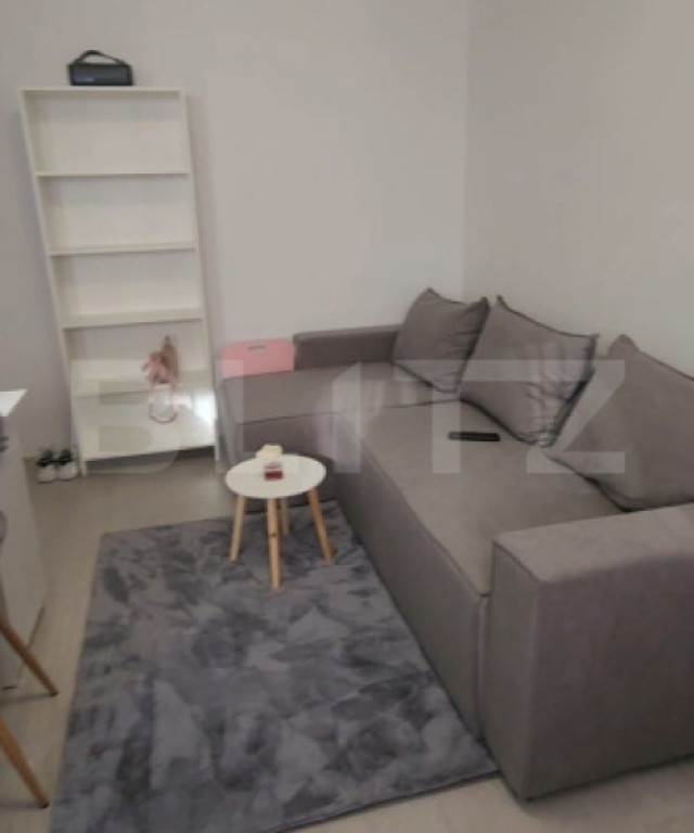 Garsoniera de închiriat zona Cloșca etaj 2