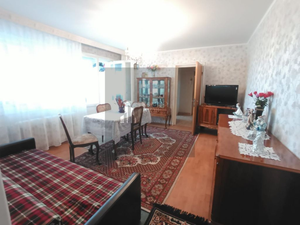 Apartament 3 camere Sector 4