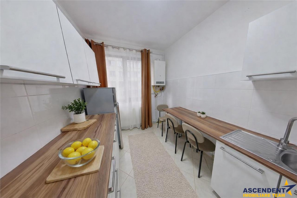 Apartament 2 camere, luminos, pe 70mp, Ultracentral, Brasov.