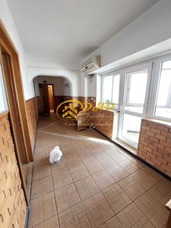 Apartament 4 camere Nicolina