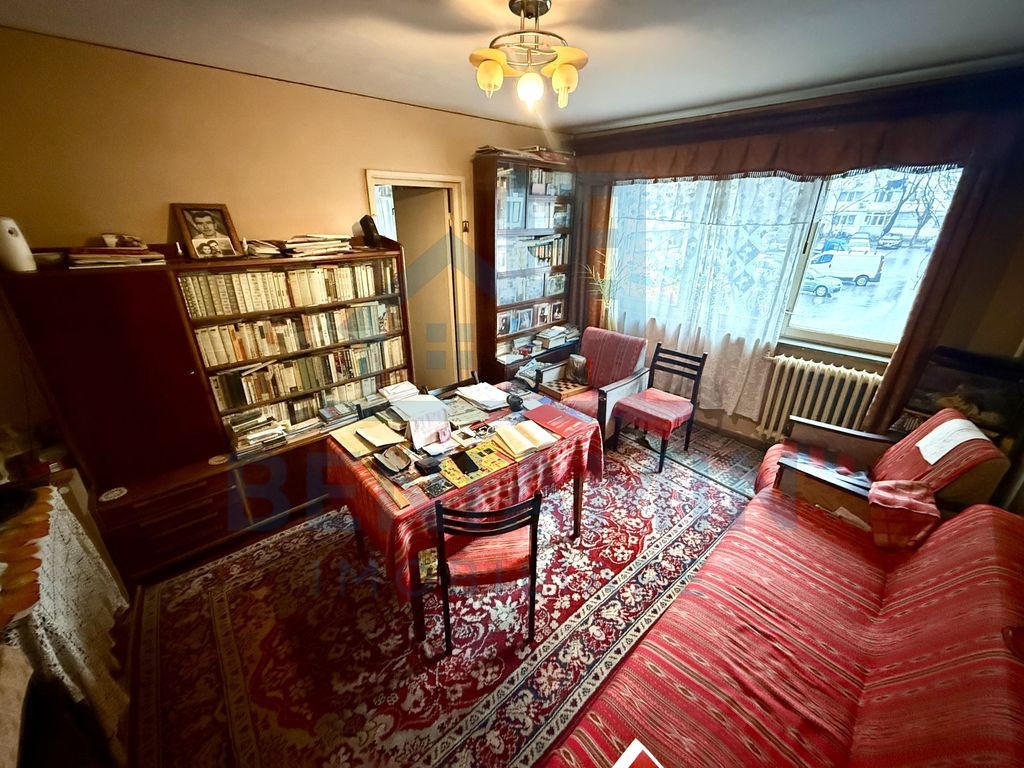 3 semidecomandat - etaj 1 - 50mp -teava de gaze - Craiovi...