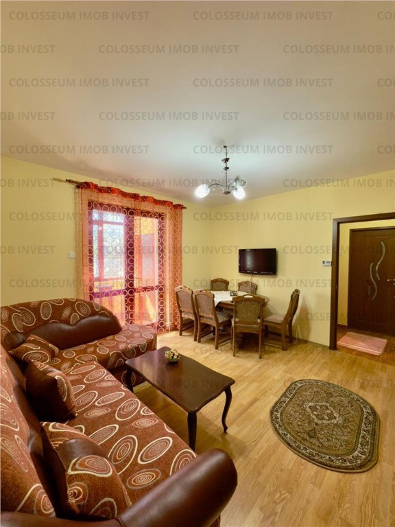 COLOSSEUM: Camera cu Baie Piata Astra