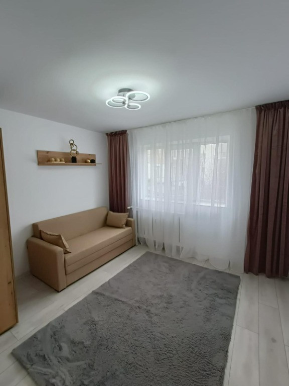 Garsoniera Zona Poitiers Etaj 1 - Mutare Imediata