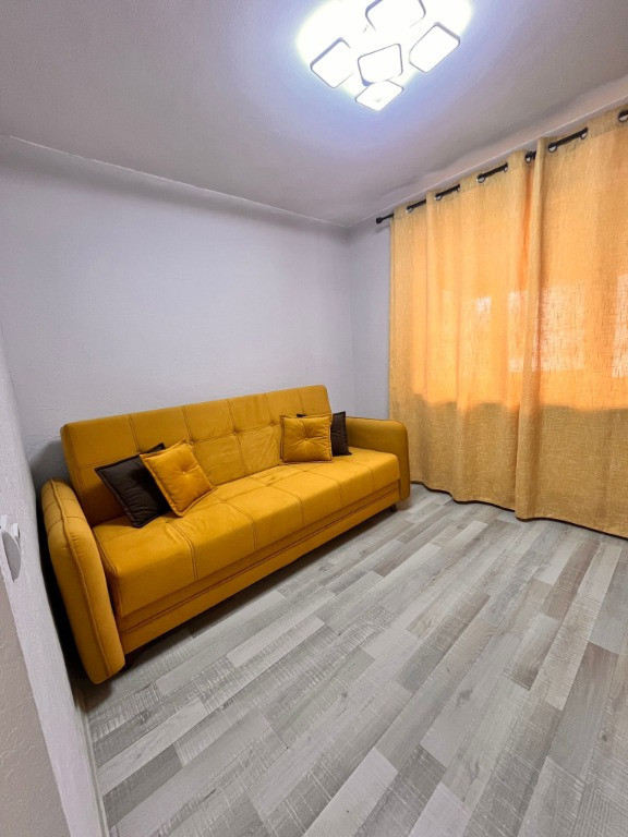 Cameră de cămin cu baie proprie,etaj 1