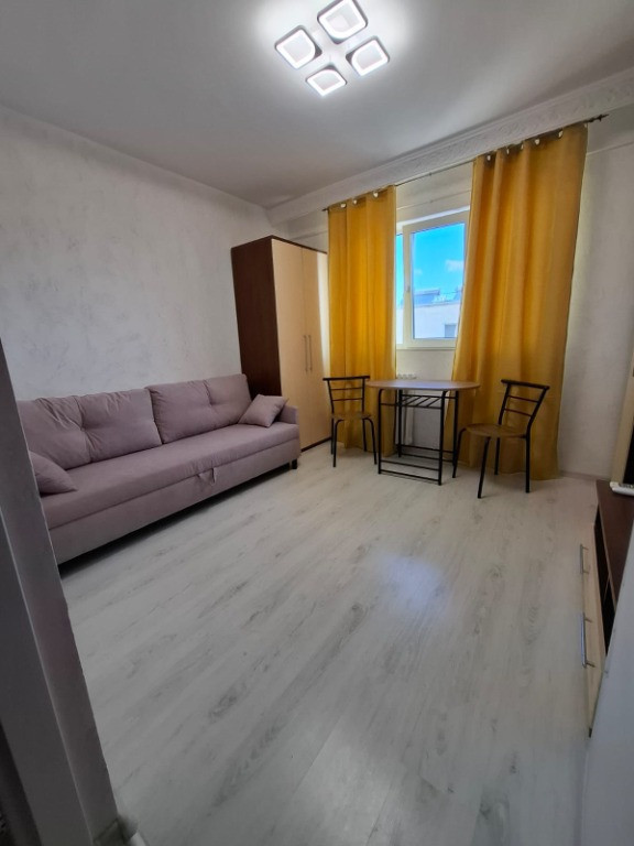 Cameră de cămin cu baie proprie,zona Mihail Sturza,cu chiriaș 250eur