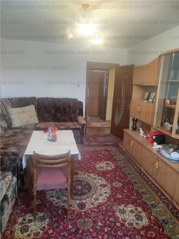 COLOSSEUM: Apartament 2 Camere Decomandat Astra Orizont