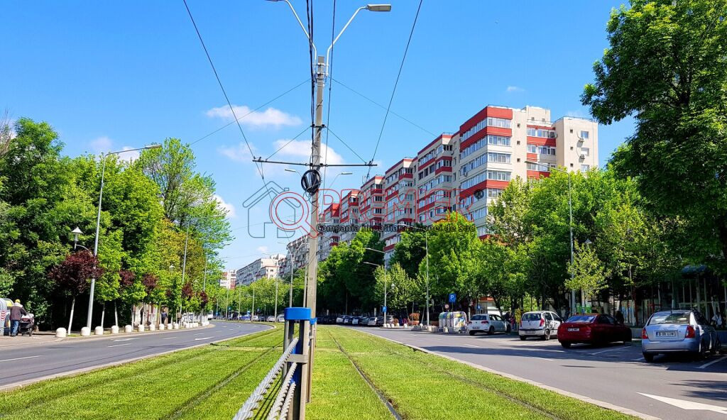 Sos. Giurgiului - 3 camere decomandat - 79.000 Euro