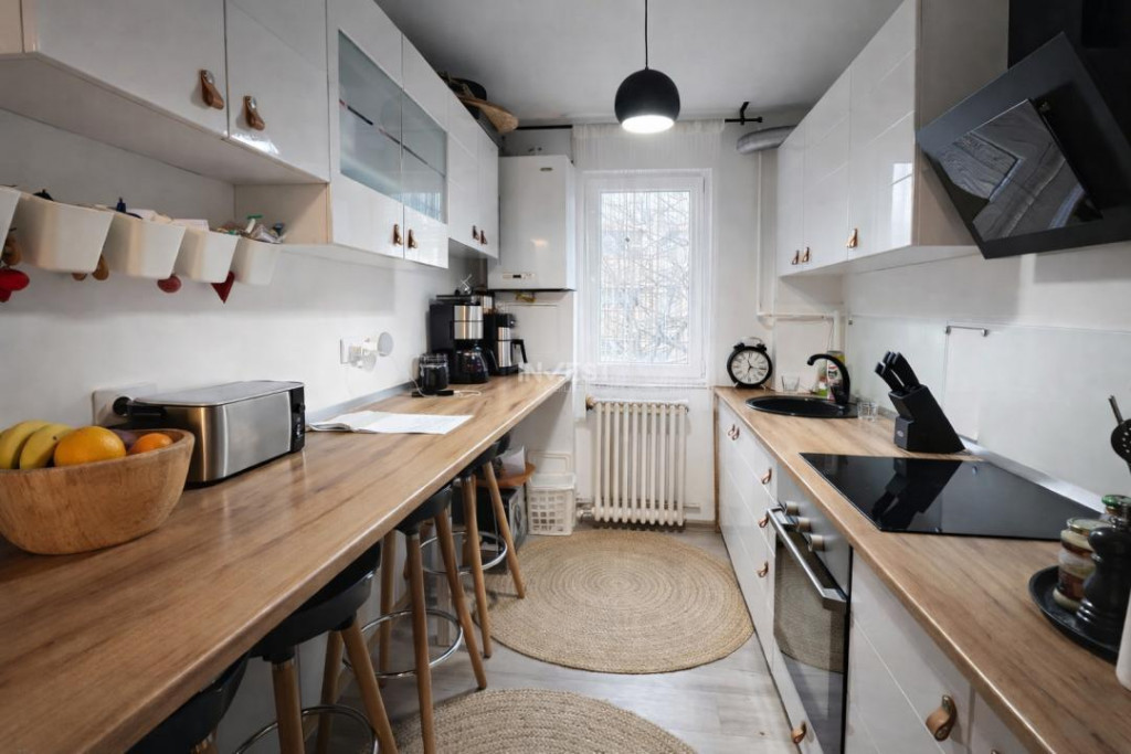 VANZARE APARTAMENT 2 CAMERE - ETAJ 3 - MIRCEA CEL BATRAN