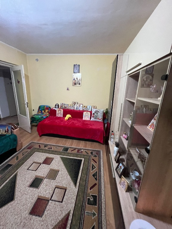 Apartament 3 camere confort 1 Scolilor