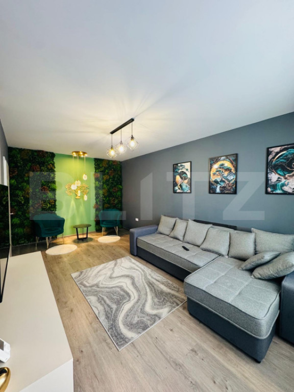 Apartament 2 camere zona Tractorul, decomandat, lift, parcar