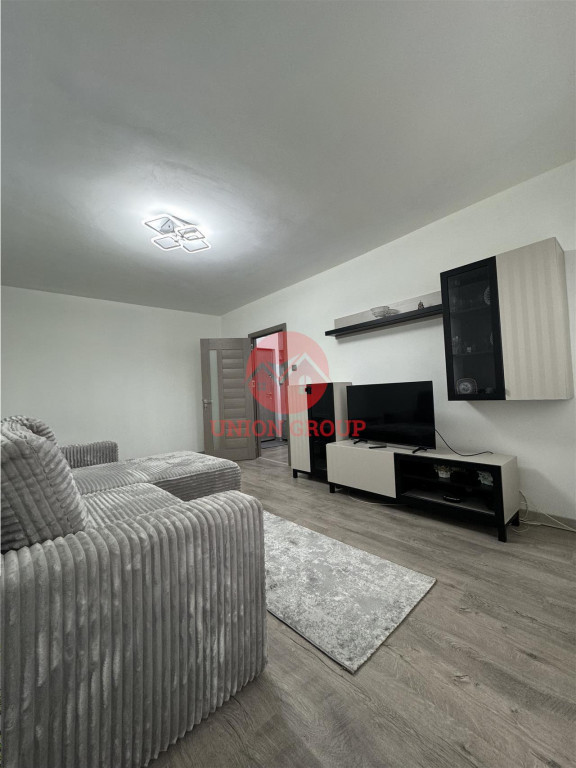 Apartament 2 Camere Complet Renovat, Zona Dacia