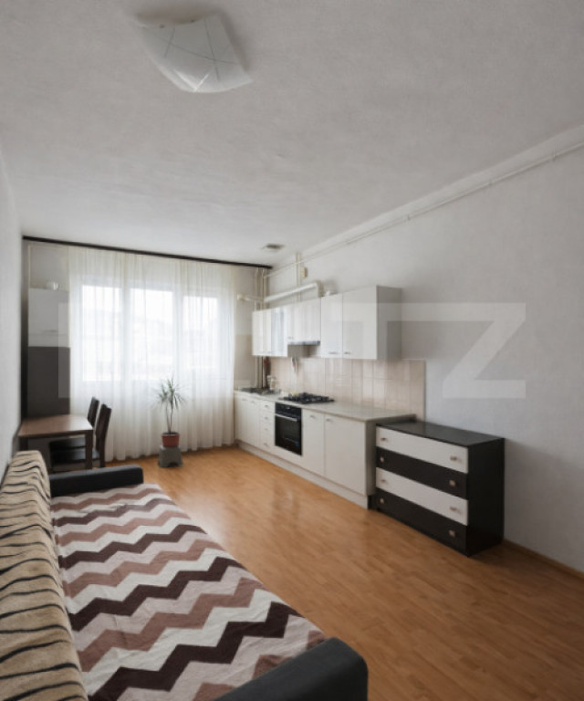 Apartament 2 camere, etaj intermediar, cu parcare, Dâmbul R