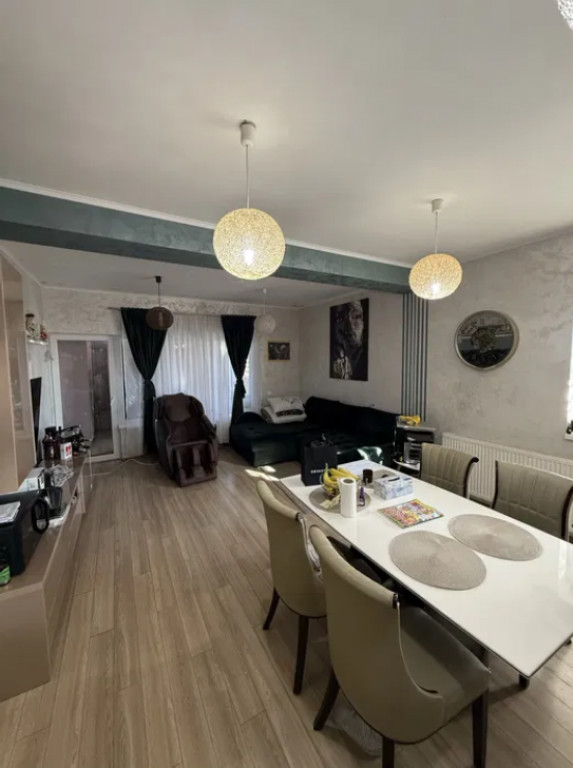 Apartament 2 camere, open space - zona Sanpetru