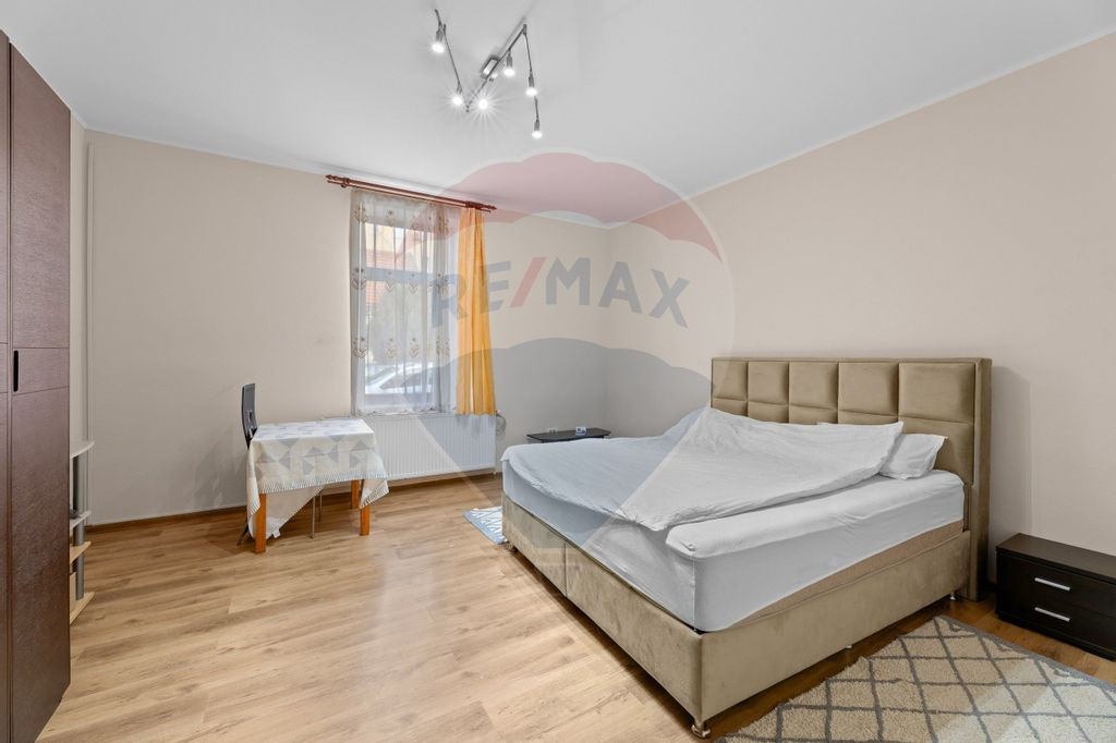 Apartament cu 1 cameră de închiriat - zona Central