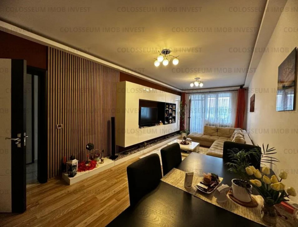 Apartament 3 camere, decomandat - zona Tractorul