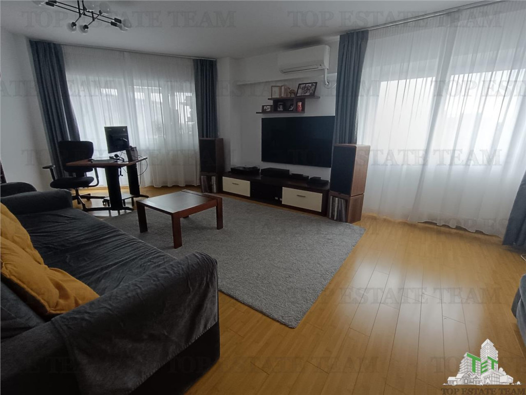 Apartament generos de 3 camere Turda- vedere spre parcul Re